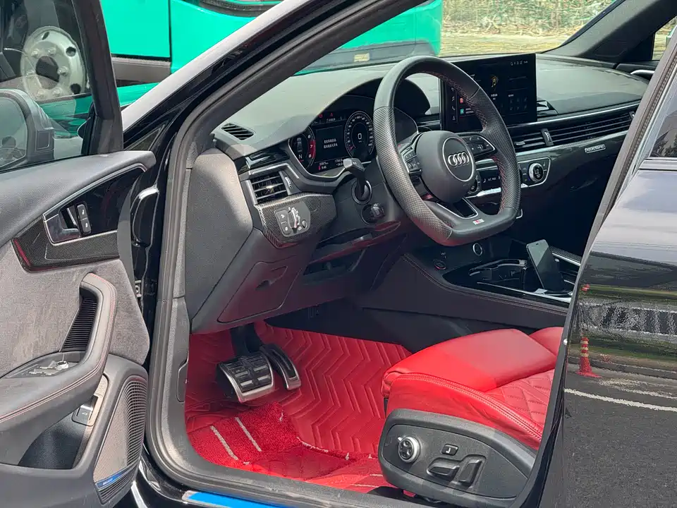 Audi S4 Audi S4