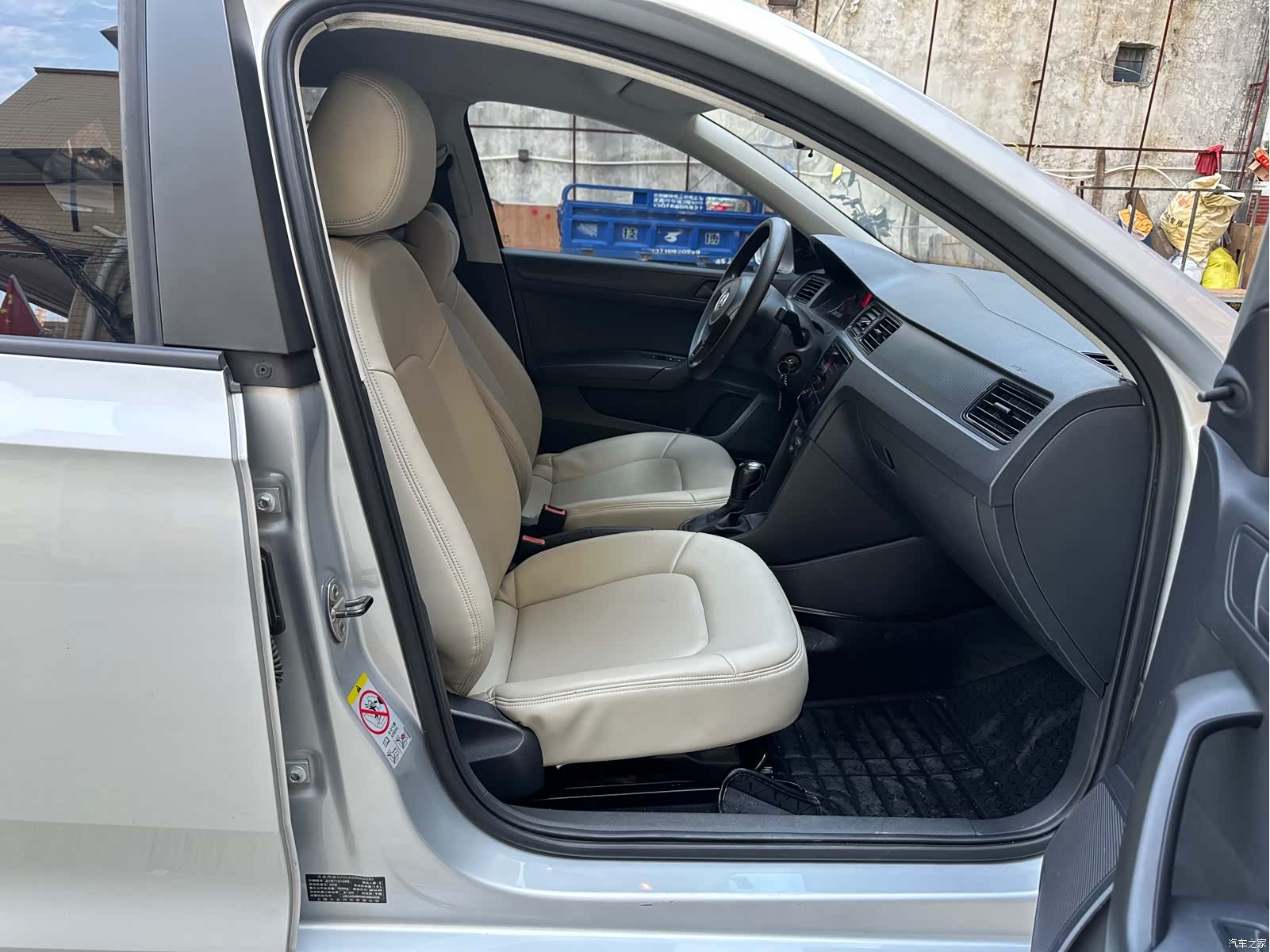 Volkswagen Santana, 2014 10