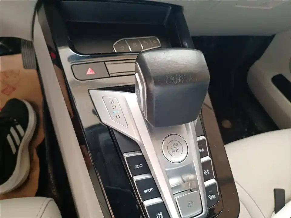 BYD Yuan Pro BYD Yuan Pro