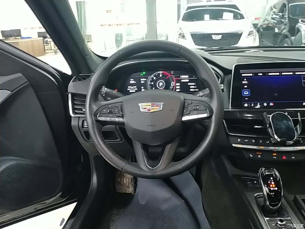 Cadillac CT5, 2023 11