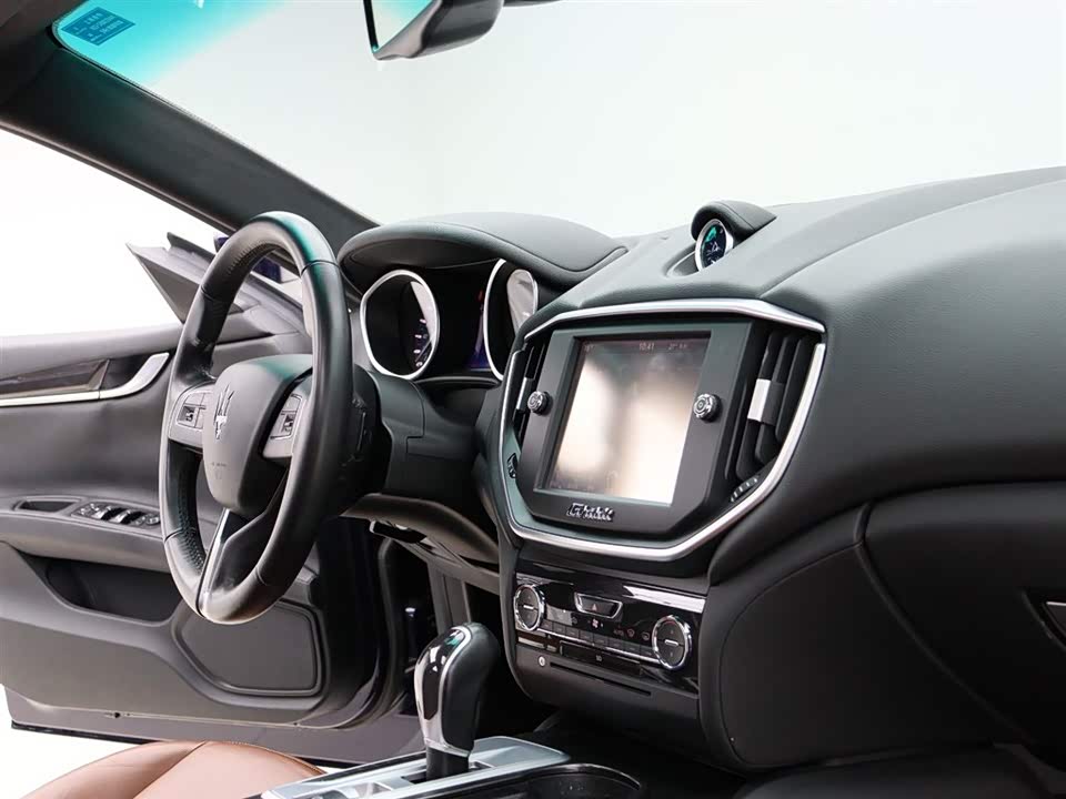 Maserati Ghibli Maserati Ghibli