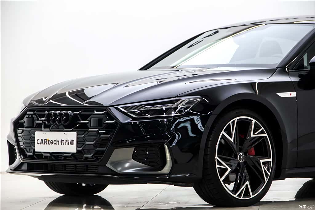 Audi A7L, 2025 4