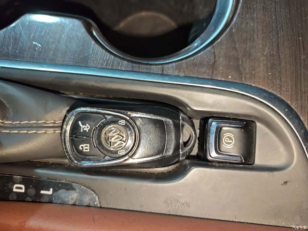 Buick Envision Plus, 2017 9