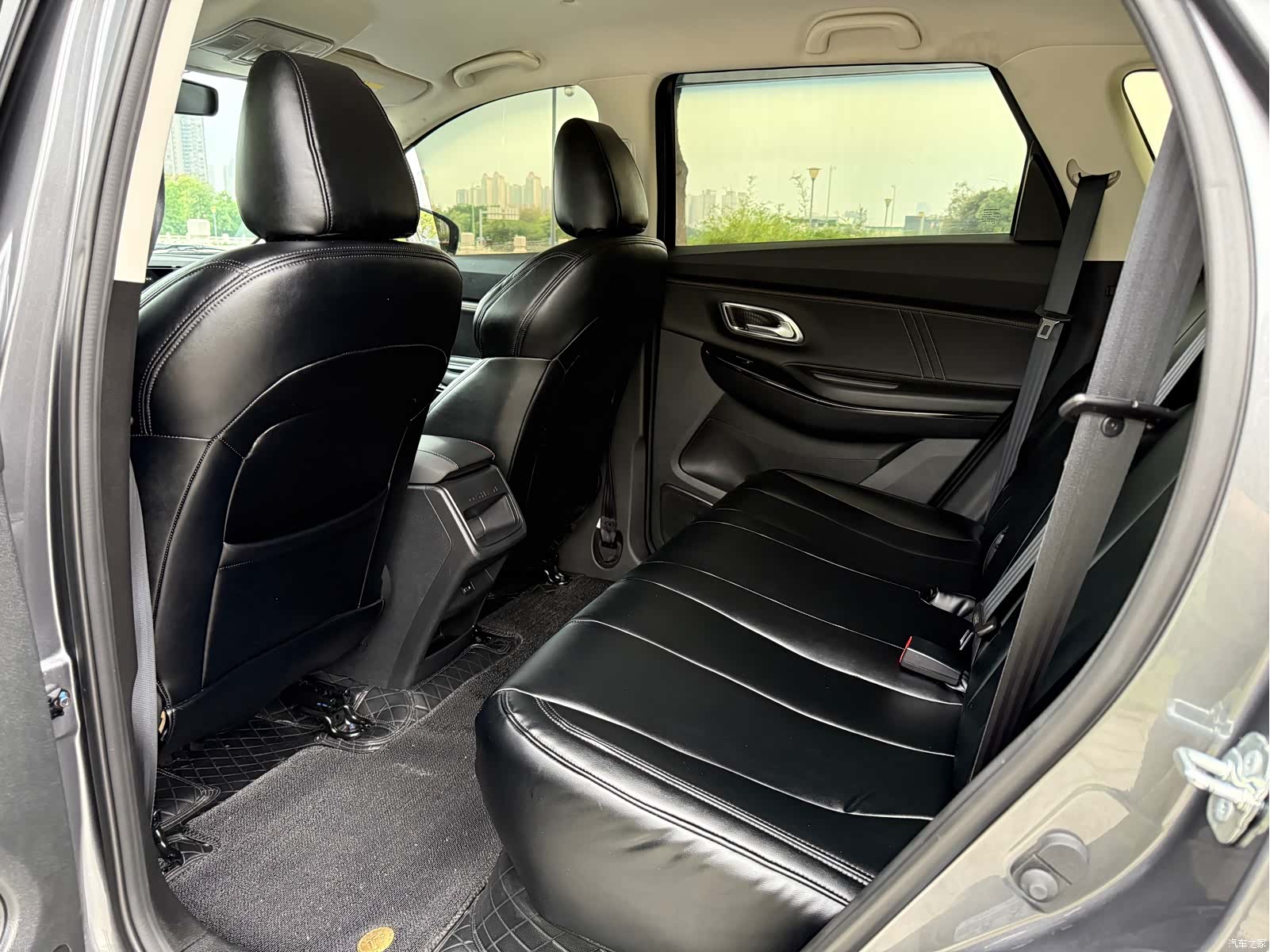 Changan X7, 2022 все фото
