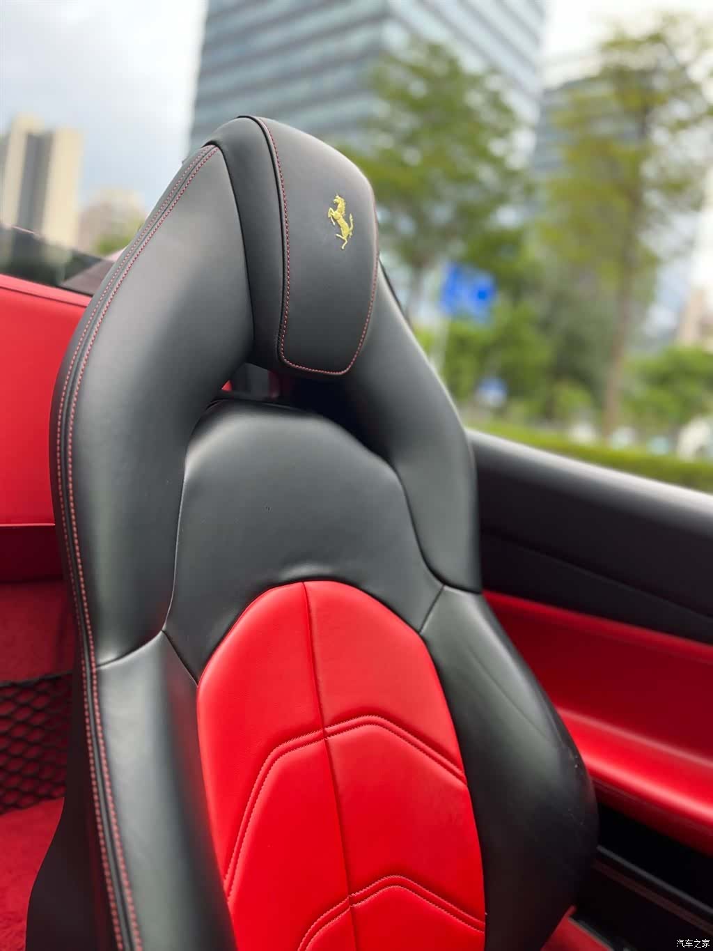 Ferrari 488, 2018 14