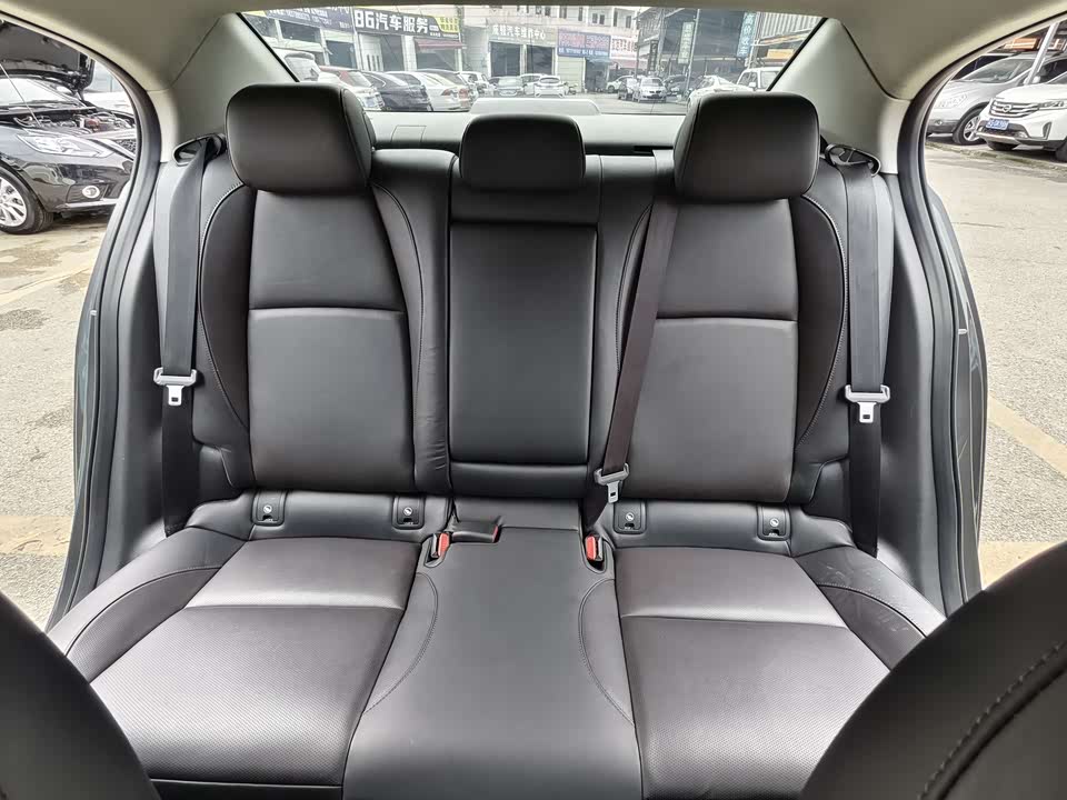 Mazda 3 Angkesaila Mazda 3 Angkesaila