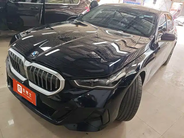 BMW 5 Series 2025 — купить из Китая под заказ