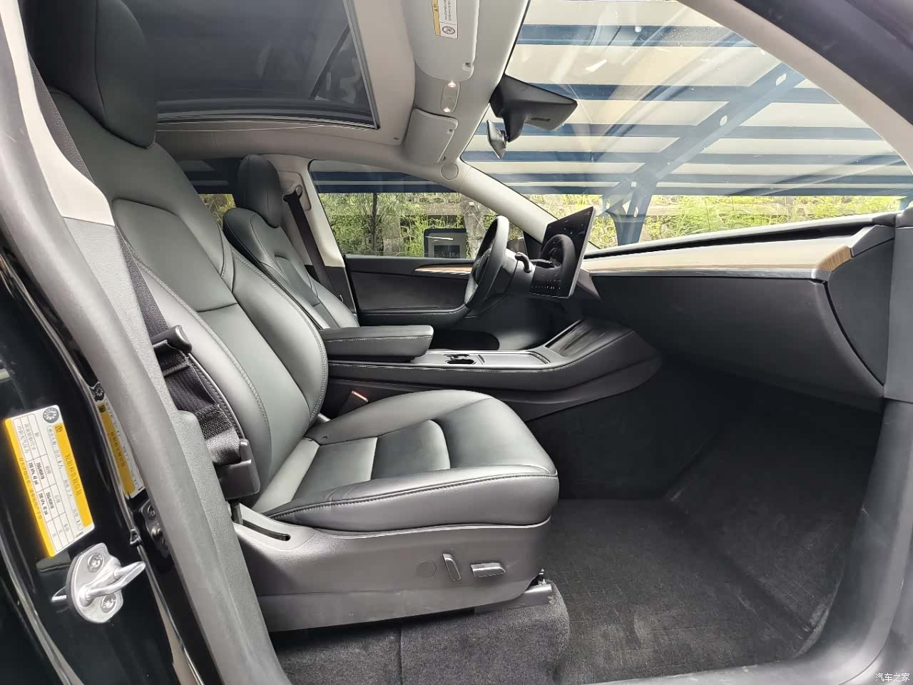 Tesla Model Y, 2022 9