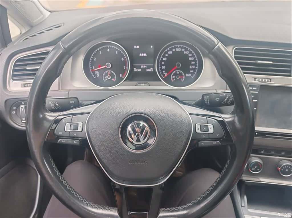 Volkswagen Golf, 2016 3
