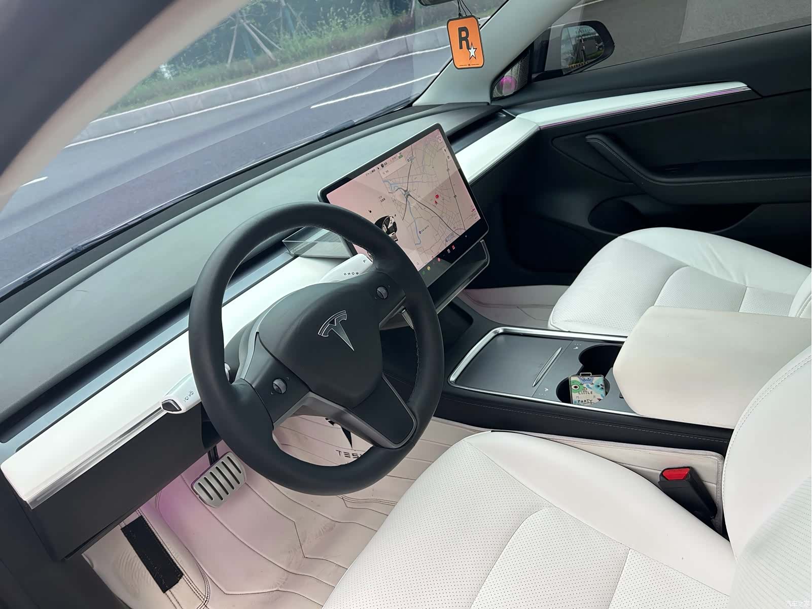 Tesla Model 3, 2021 3