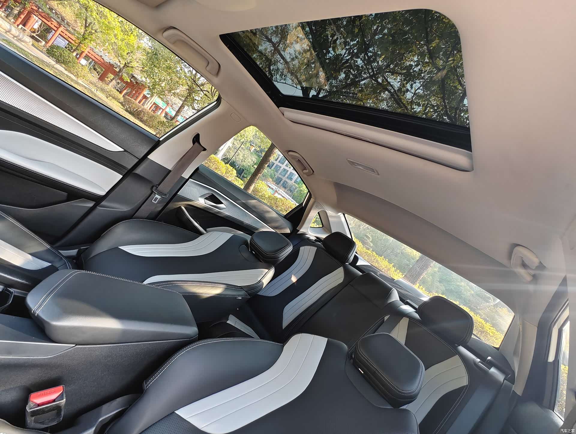 Geely Binray, 2024 13