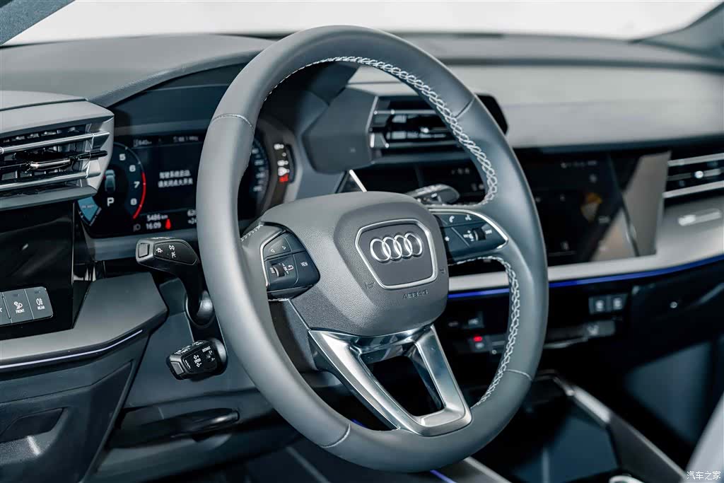 Audi Flying Spur, 2025 9