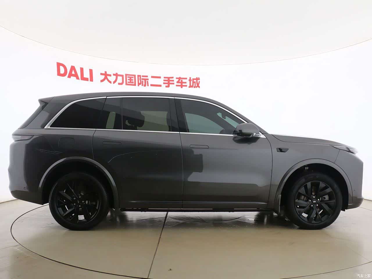 Li Auto L8, 2023 13