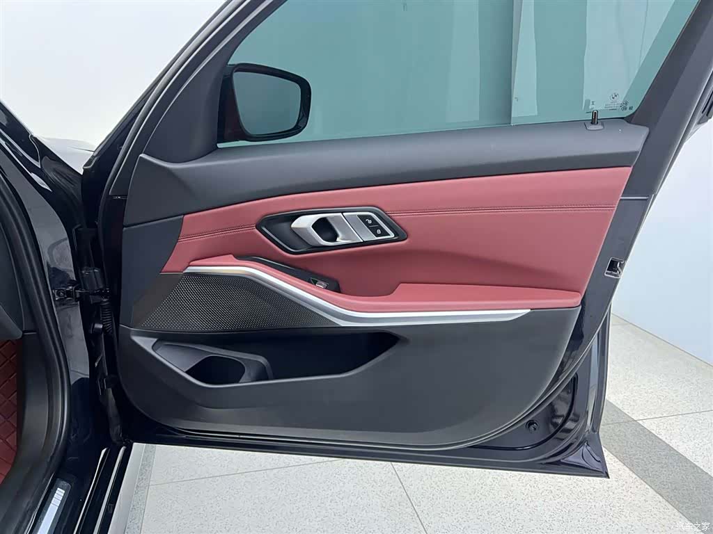 BMW 3 Series, 2023 17