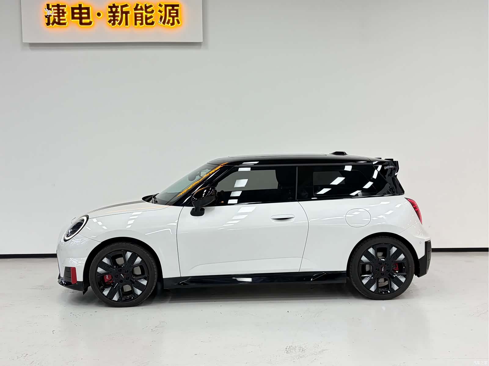 Mini Cooper, 2025 11