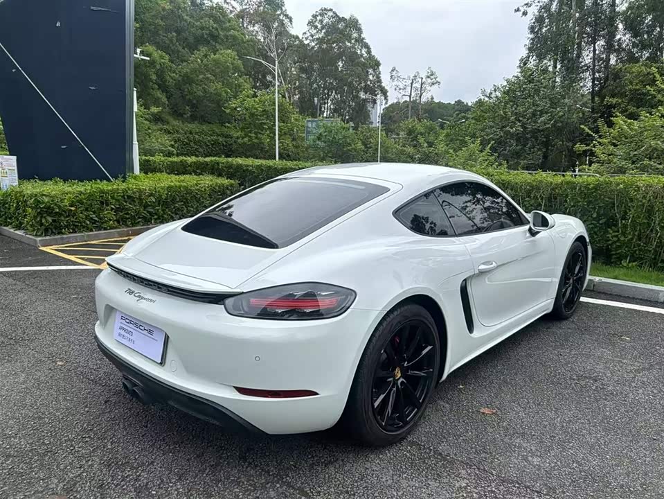Porsche 718