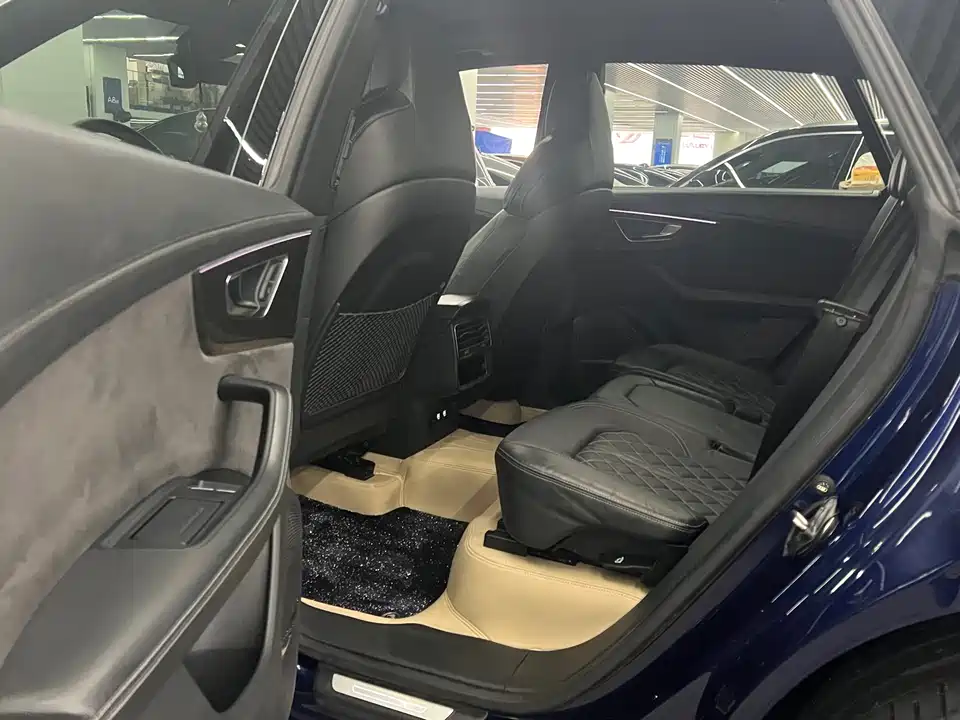 Audi Q8 Audi Q8