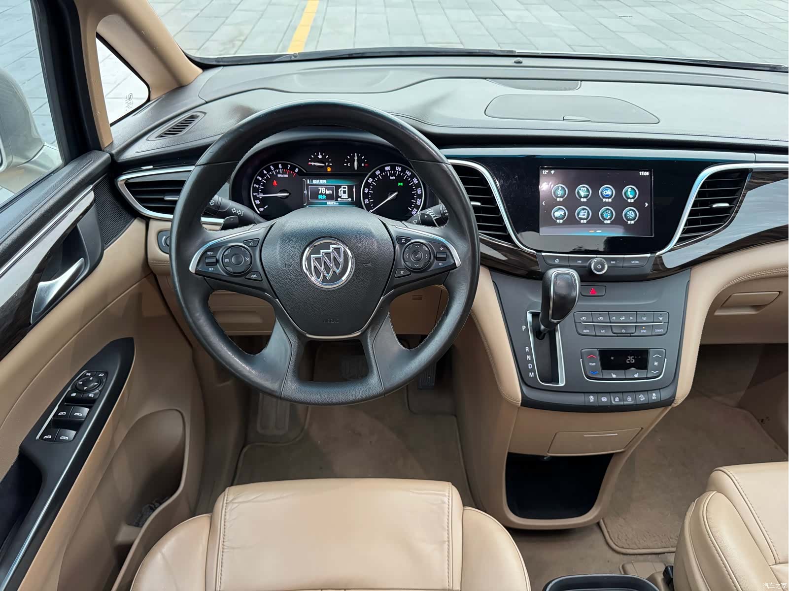 Buick GL8, 2017 13