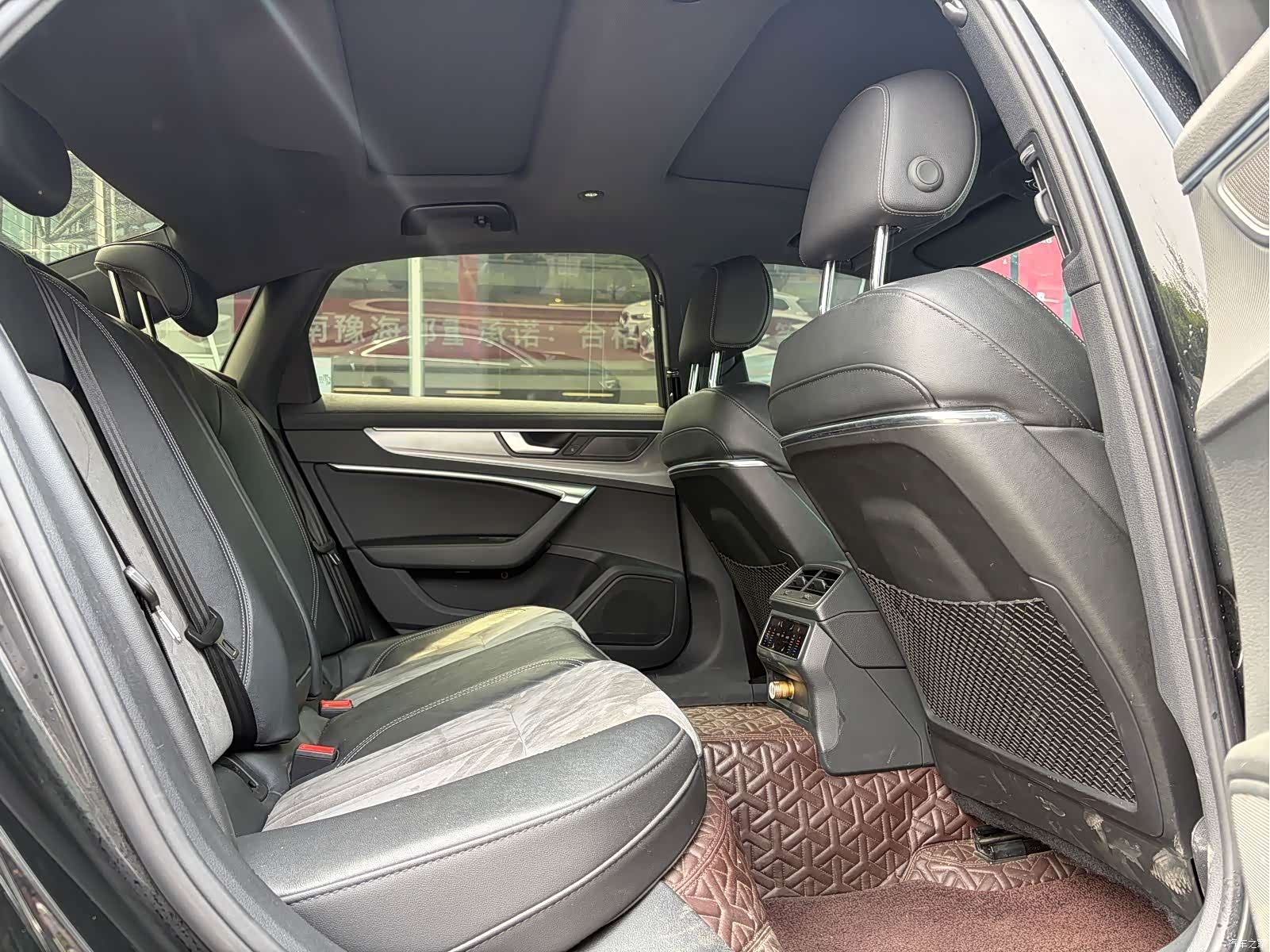 Audi A6L, 2022 11