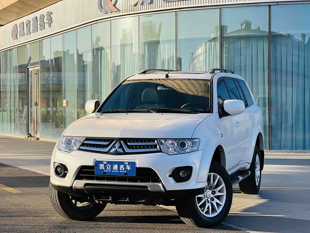 Mitsubishi ·