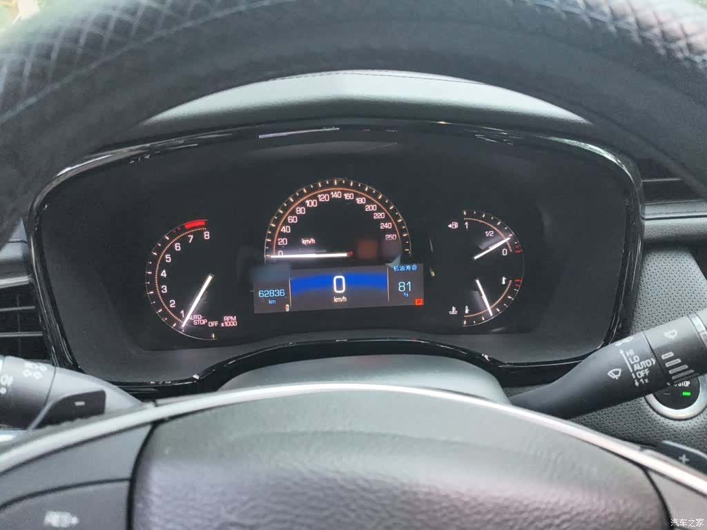 Cadillac XT5, 2017 4