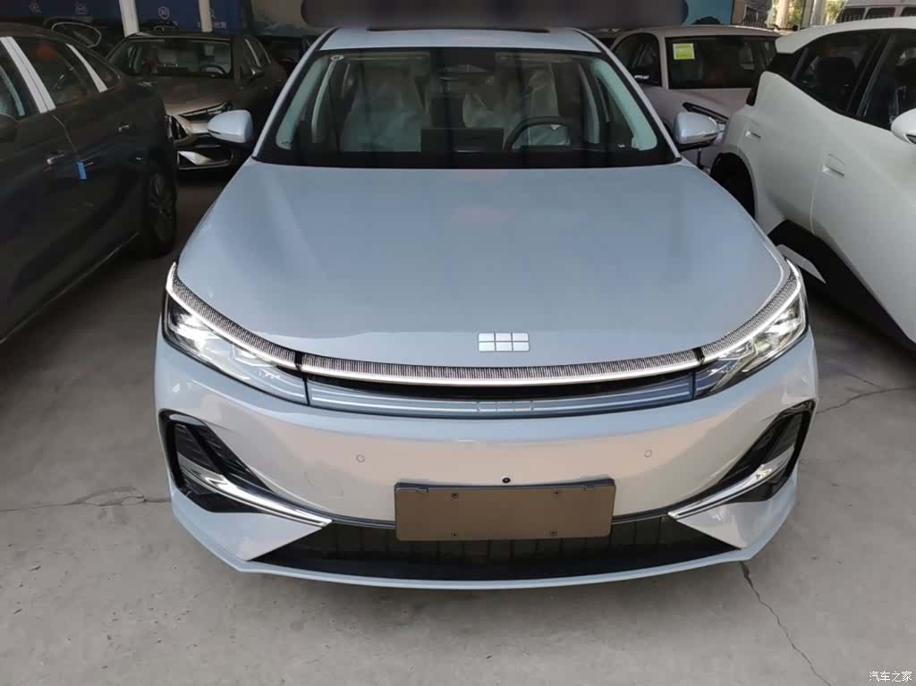 Geely A7, 2026 3