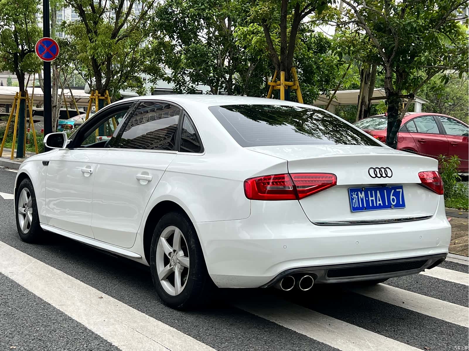 Audi A4L, 2014 7