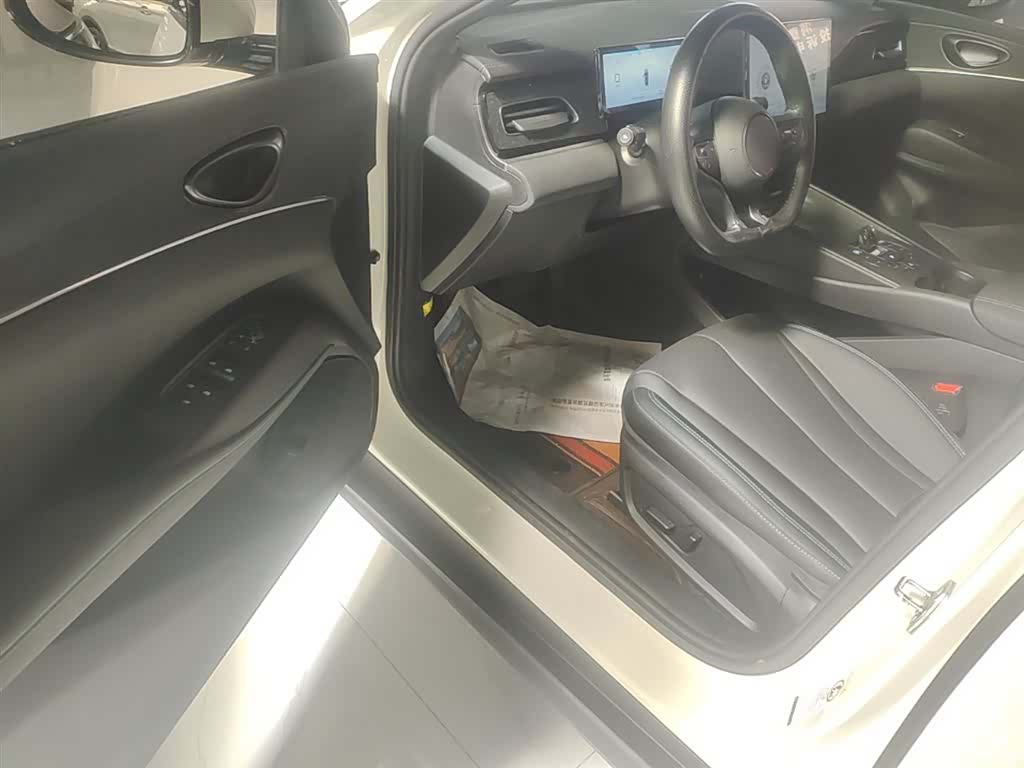 BYD Seal, 2025 16