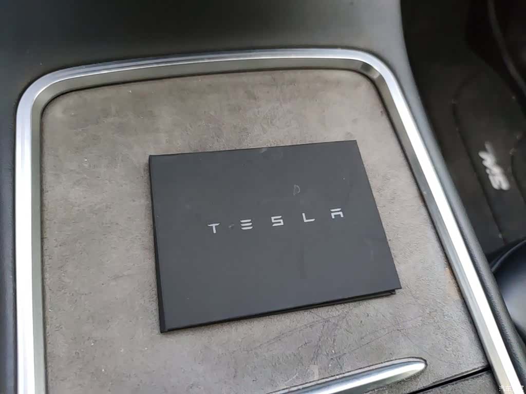 Tesla Model Y, 2022 9