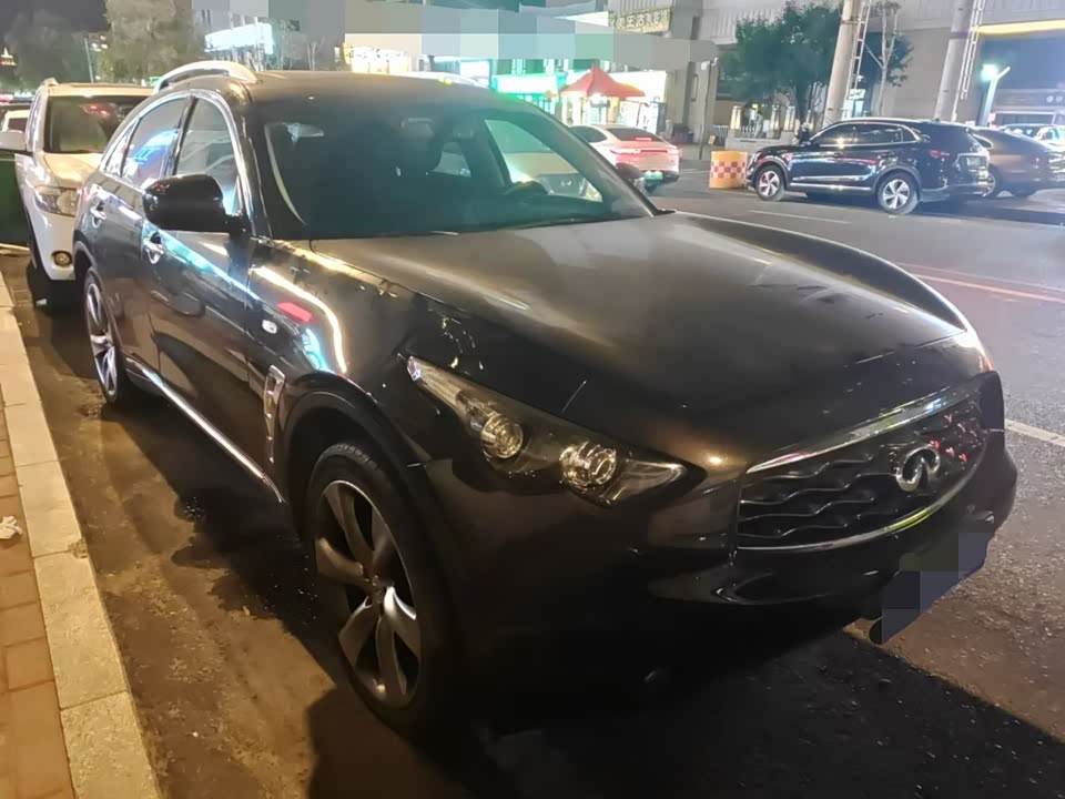 Infiniti FX