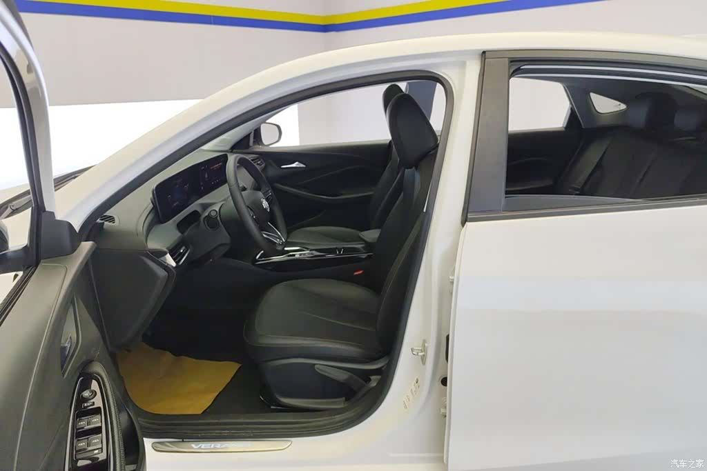 Buick Verano, 2023 9