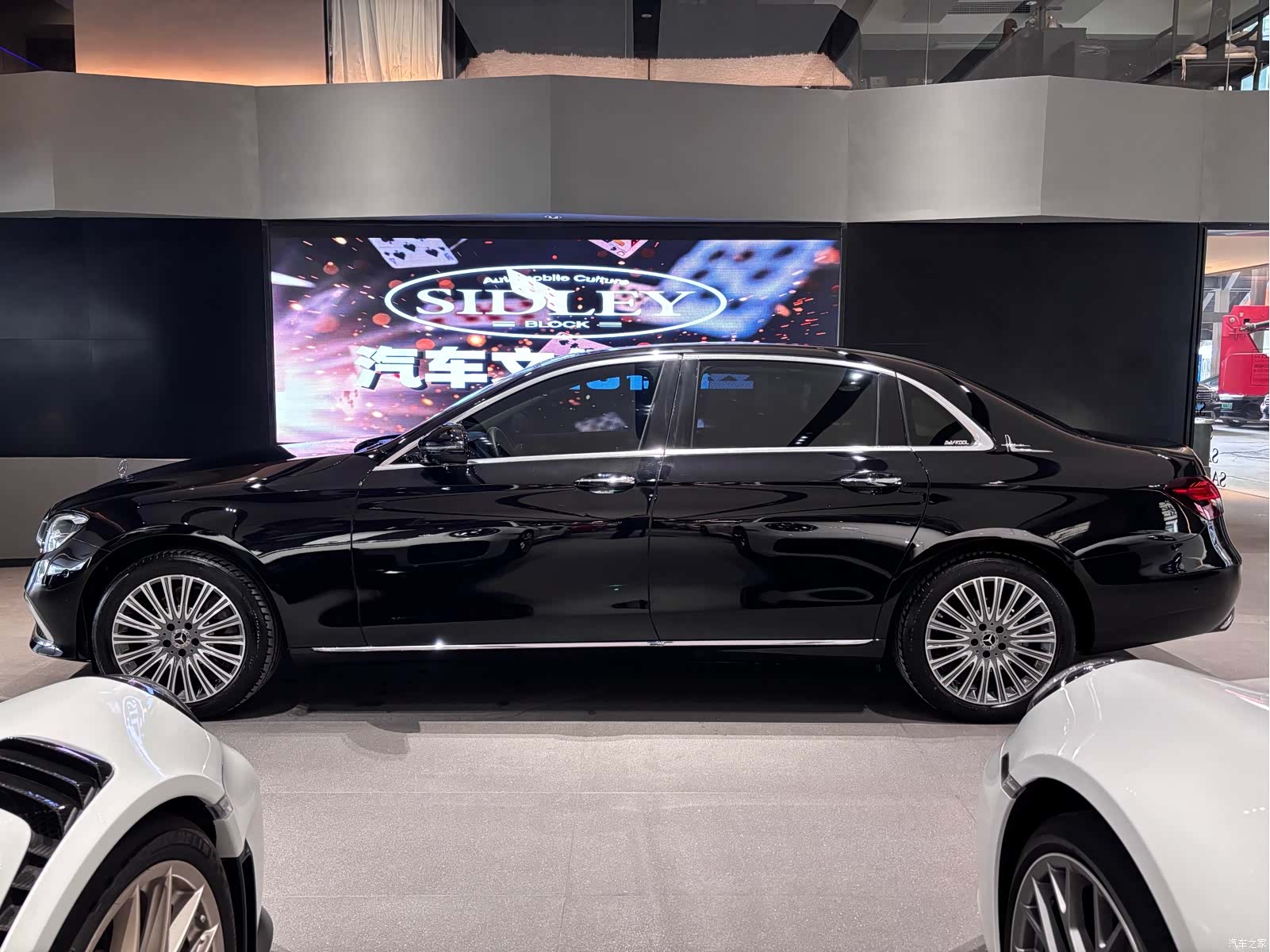 Mercedes-Benz E-Class, 2022 3