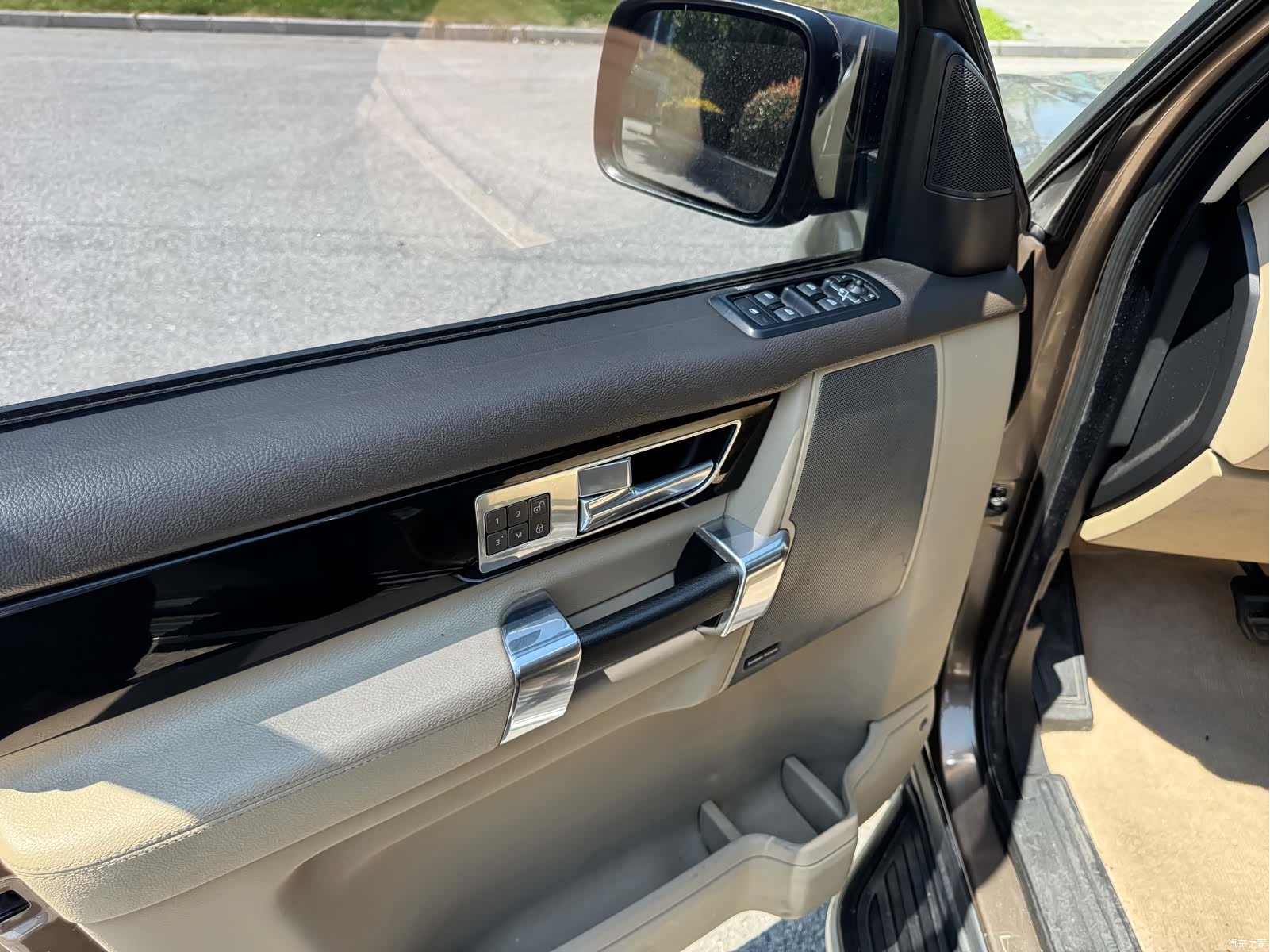 Land Rover Discovery, 2010 9