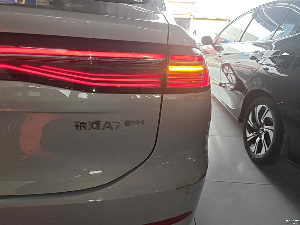 Geely A7, 2025 8