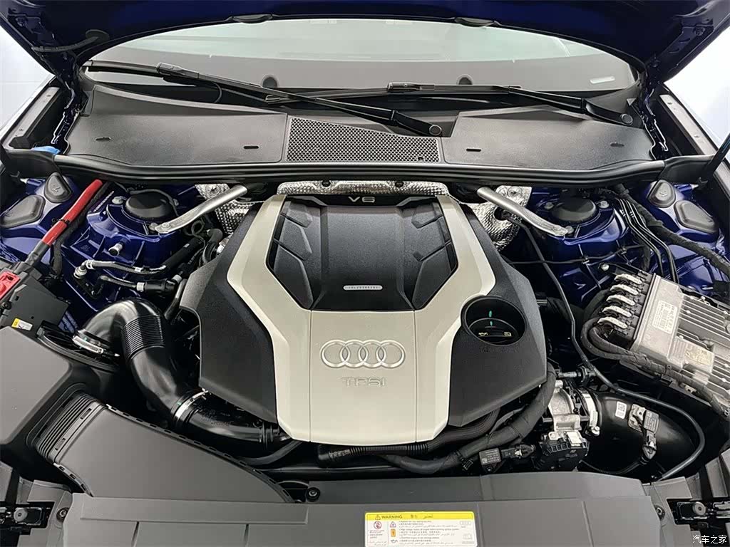 Audi A6L, 2019 8