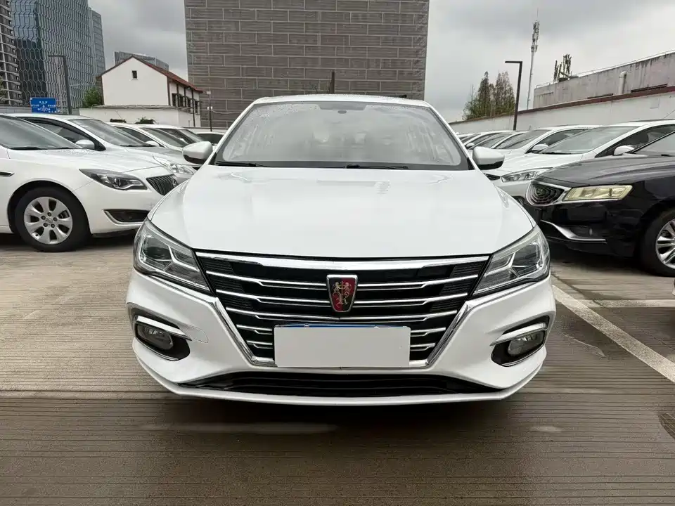 Roewe i5