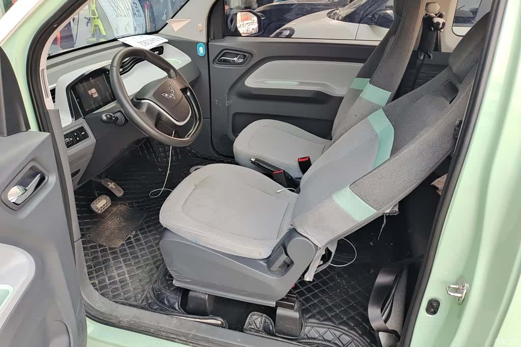 Wuling MINIEV, 2021 9