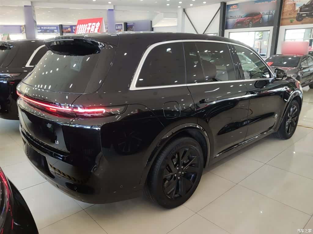 Li Auto L8, 2024 7