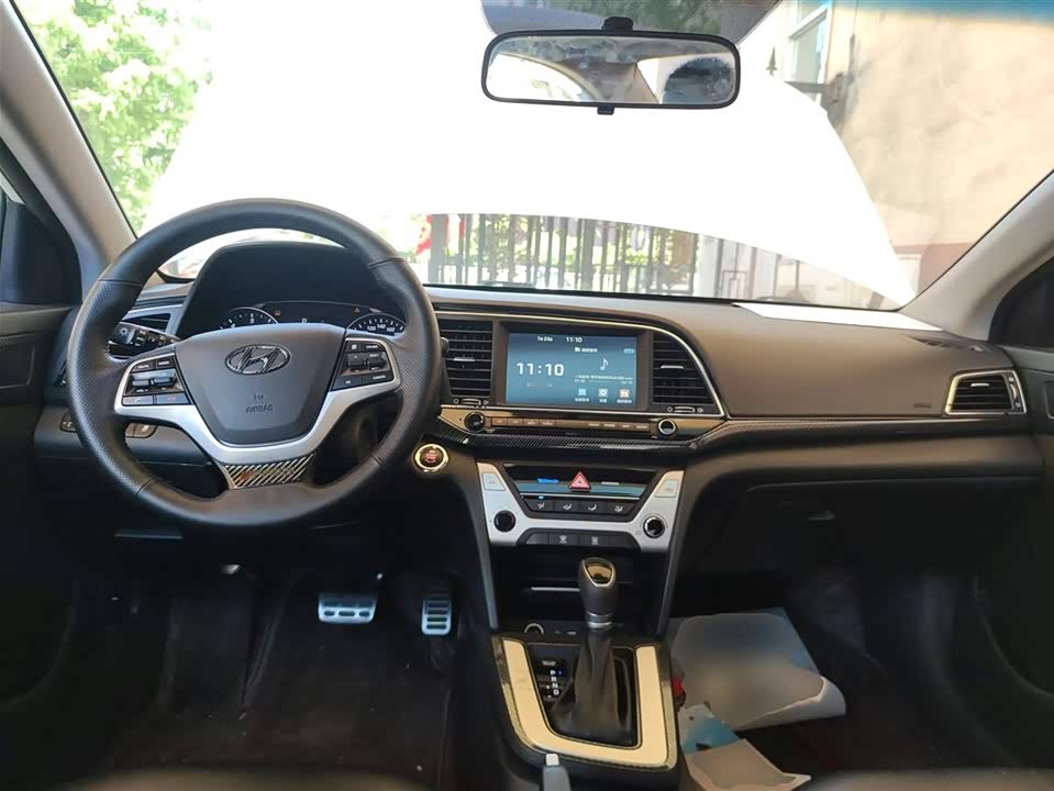 Hyundai Lead