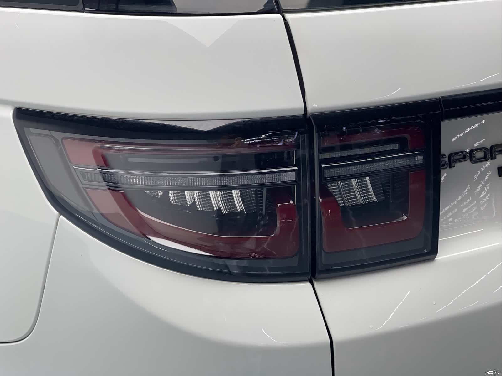 Land Rover Discovery, 2023 13