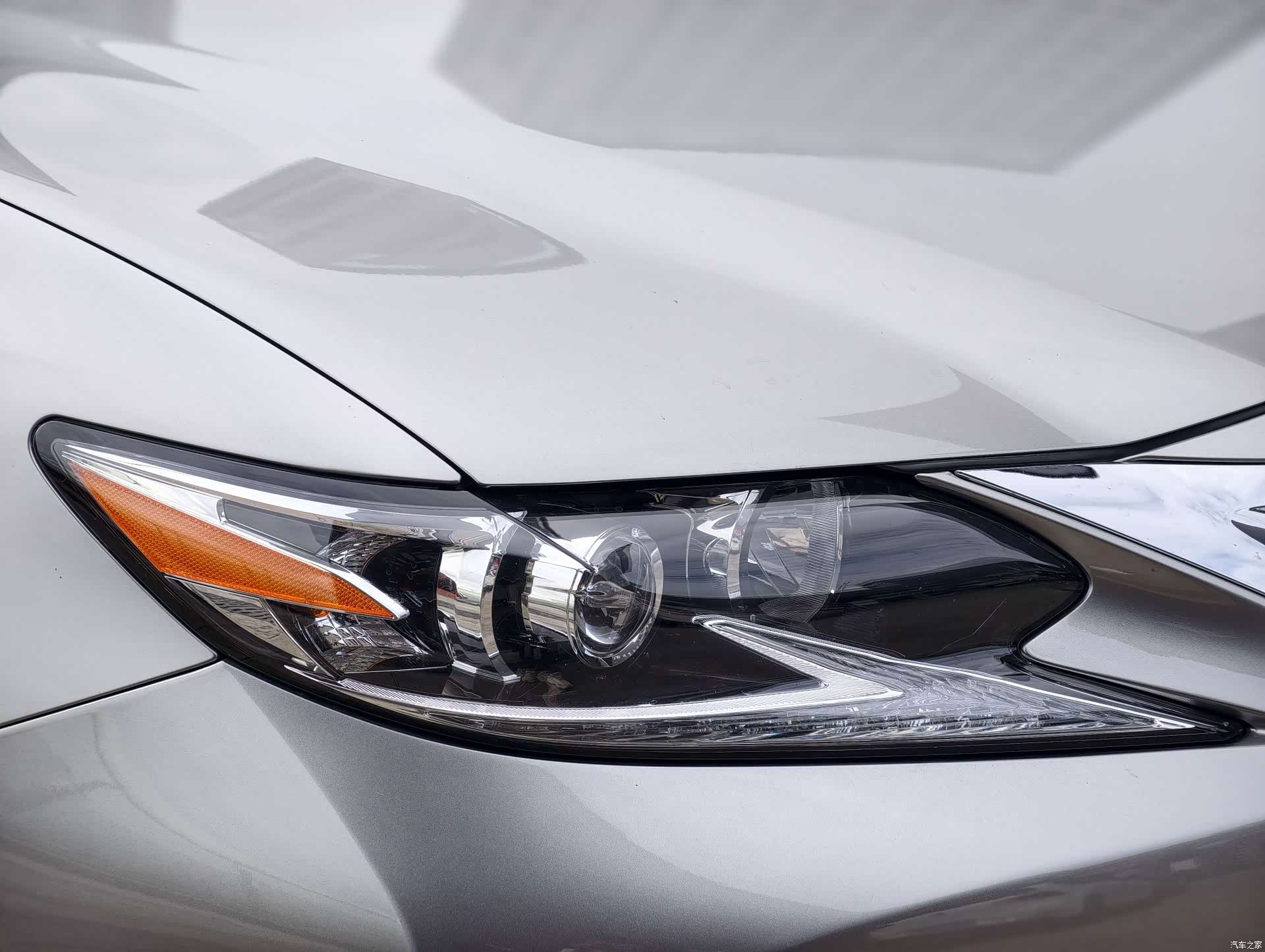 Lexus ES, 2018 8