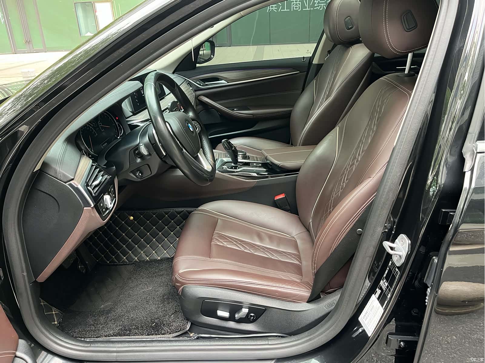 BMW 5 Series, 2018 14
