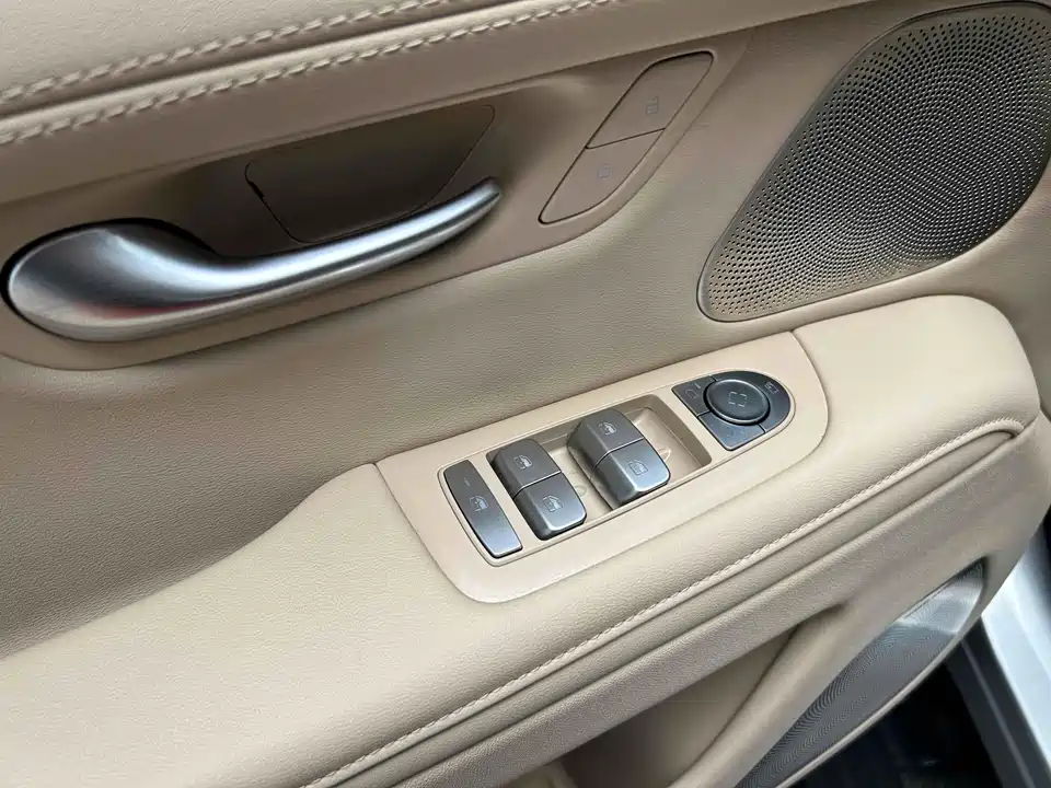 HarmonyOS Ask the world M7