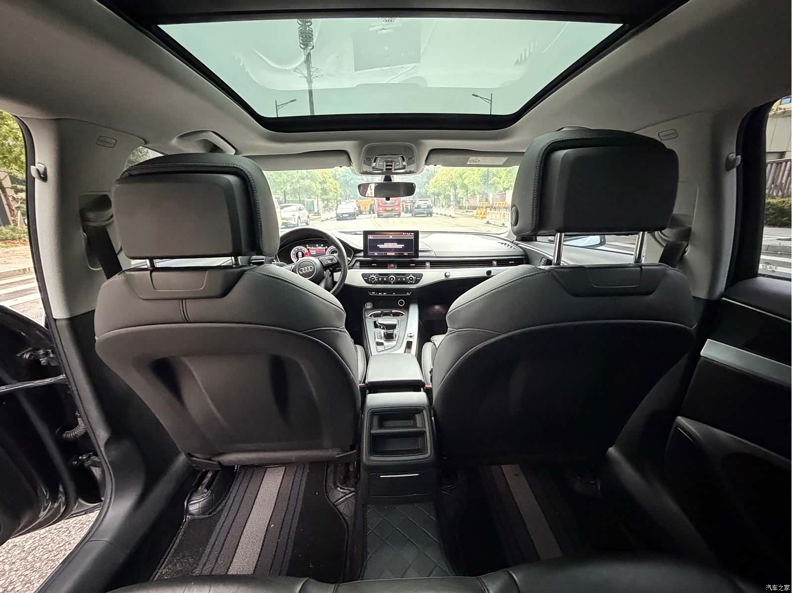 Audi A4L, 2021 7