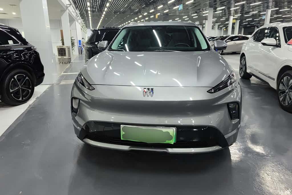 Buick E5, 2025 2