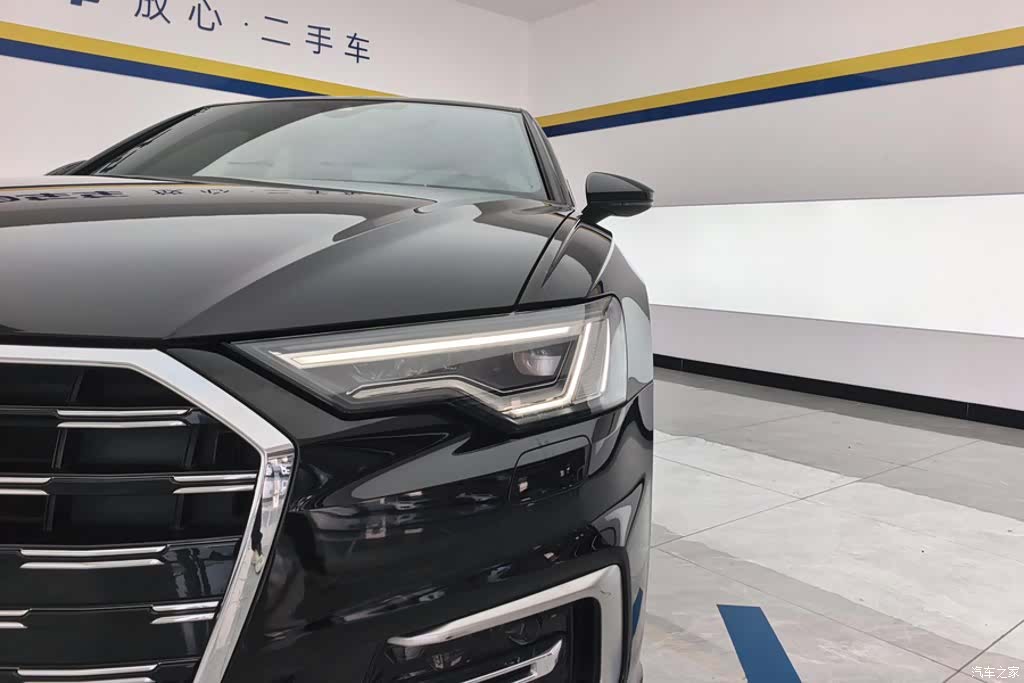 Audi A6L, 2023 все фото