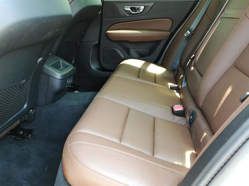 Volvo S60, 2021 10