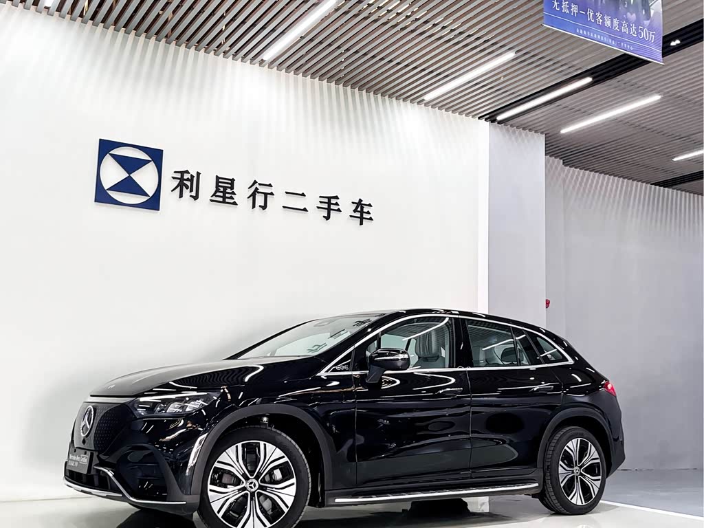 Mercedes-Benz EQE SUV