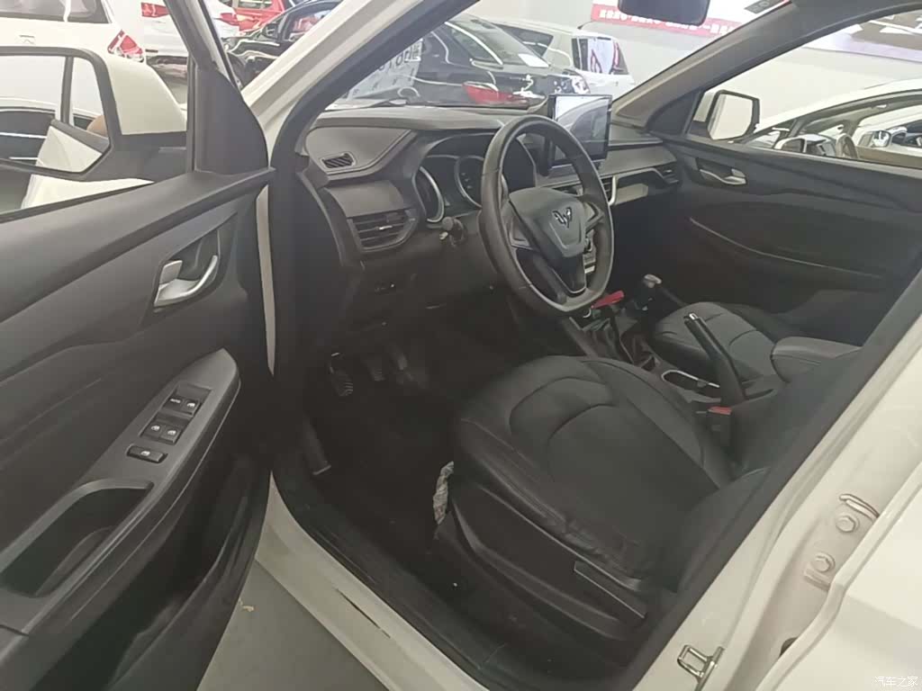 Wuling Hongguang, 2019 16