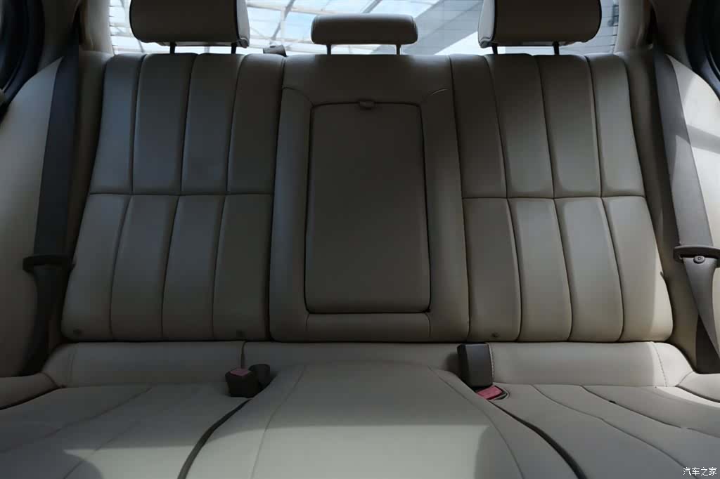 Jaguar S-TYPE, 2006 14